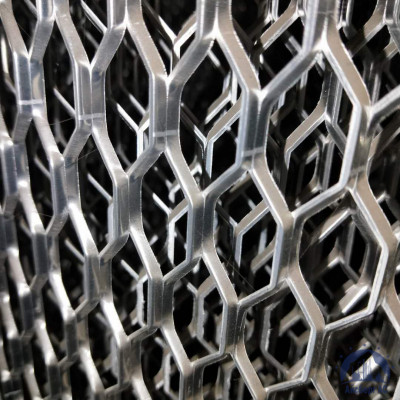Алюминиевая декоративная просечно-вытяжная сетка 6х30х6,25 мм купить в Набережных Челнах